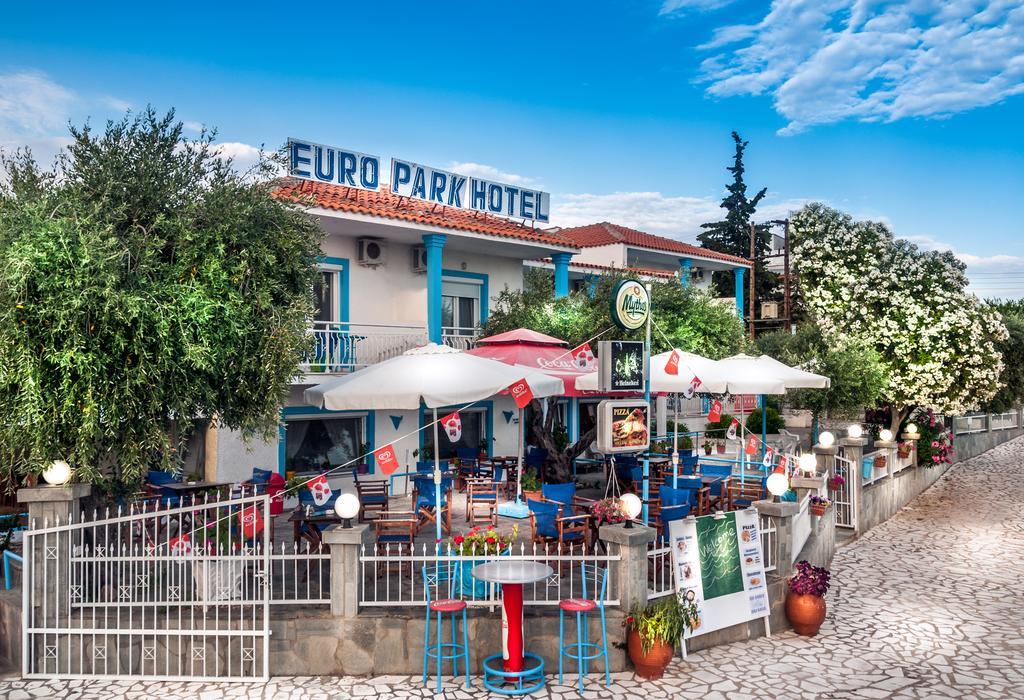Euro Park Hotel Astris Exterior photo